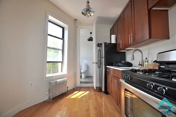 Rented by EXR | media 53