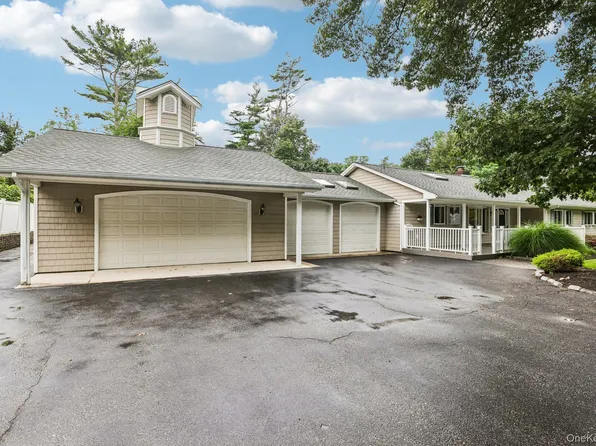 6 Winfield Drive, Sound Beach, NY 11789