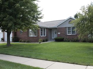 118 Wingate Dr #118, Tremont, IL 61568