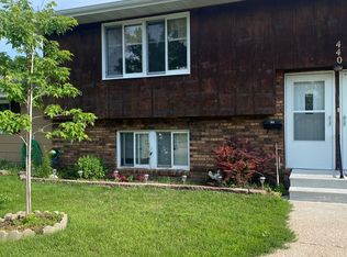 440 4th St SW #1, Jamestown, ND 58401