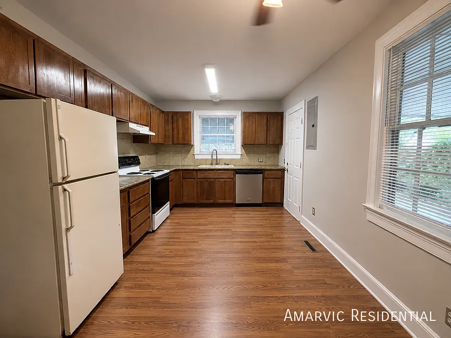 2 bed, 1420 sqft, $1,325 — Photo 2