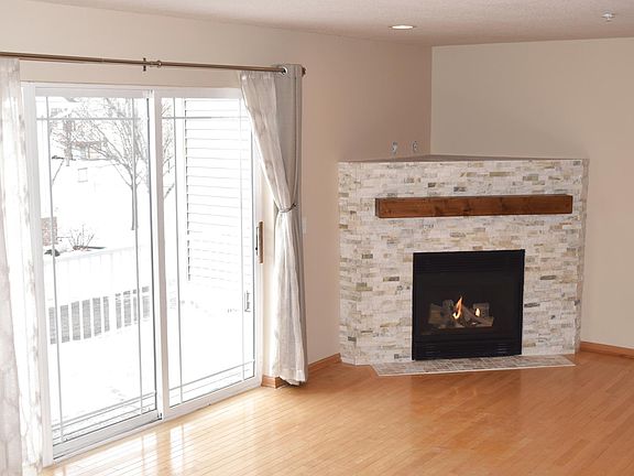 Living Room & Fireplace