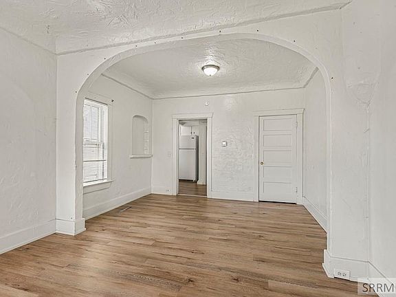 5th image of 252 N Shilling Ave
