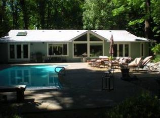 4500 W Burnside Rd, Portland, OR 97210