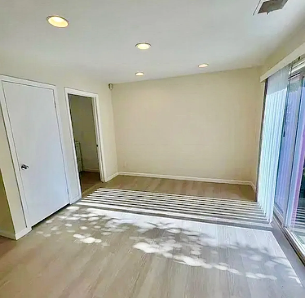 3 bed, 2.5 bath, 1568 sqft, $3,800 — Photo 4