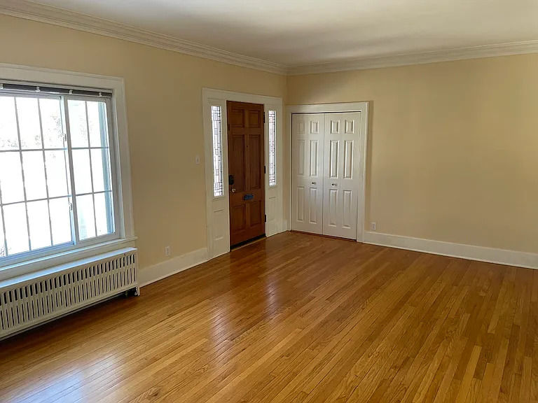 224 Washington St #101 — Photo 4