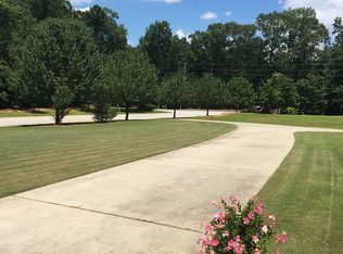 100 Southbend Dr, Carrollton, GA 30116