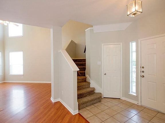 5th image of 9824 Concord Dr