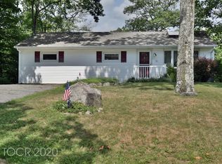 97 Larsen Rd, West Milford, NJ 07480