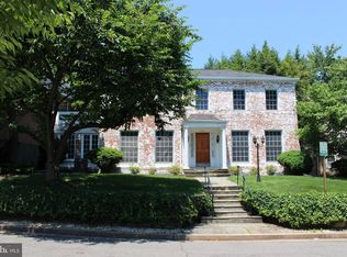 4605 Charleston Ter NW, Washington, DC 20007