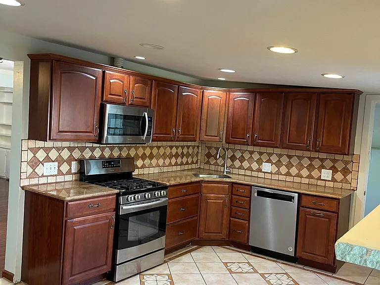 5 Dana Cir — Photo 16