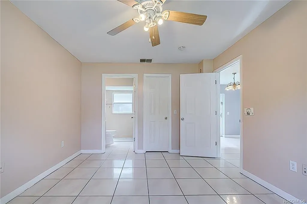 1 bed, 1220 sqft, $800 — Photo 2