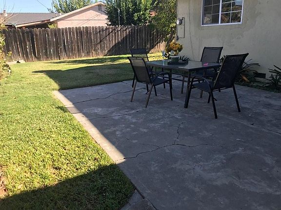 5th image of 912 Thackeray Ln
