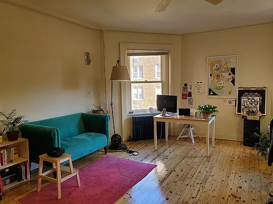 Rented by Frank Valvo Real Estate | media 12