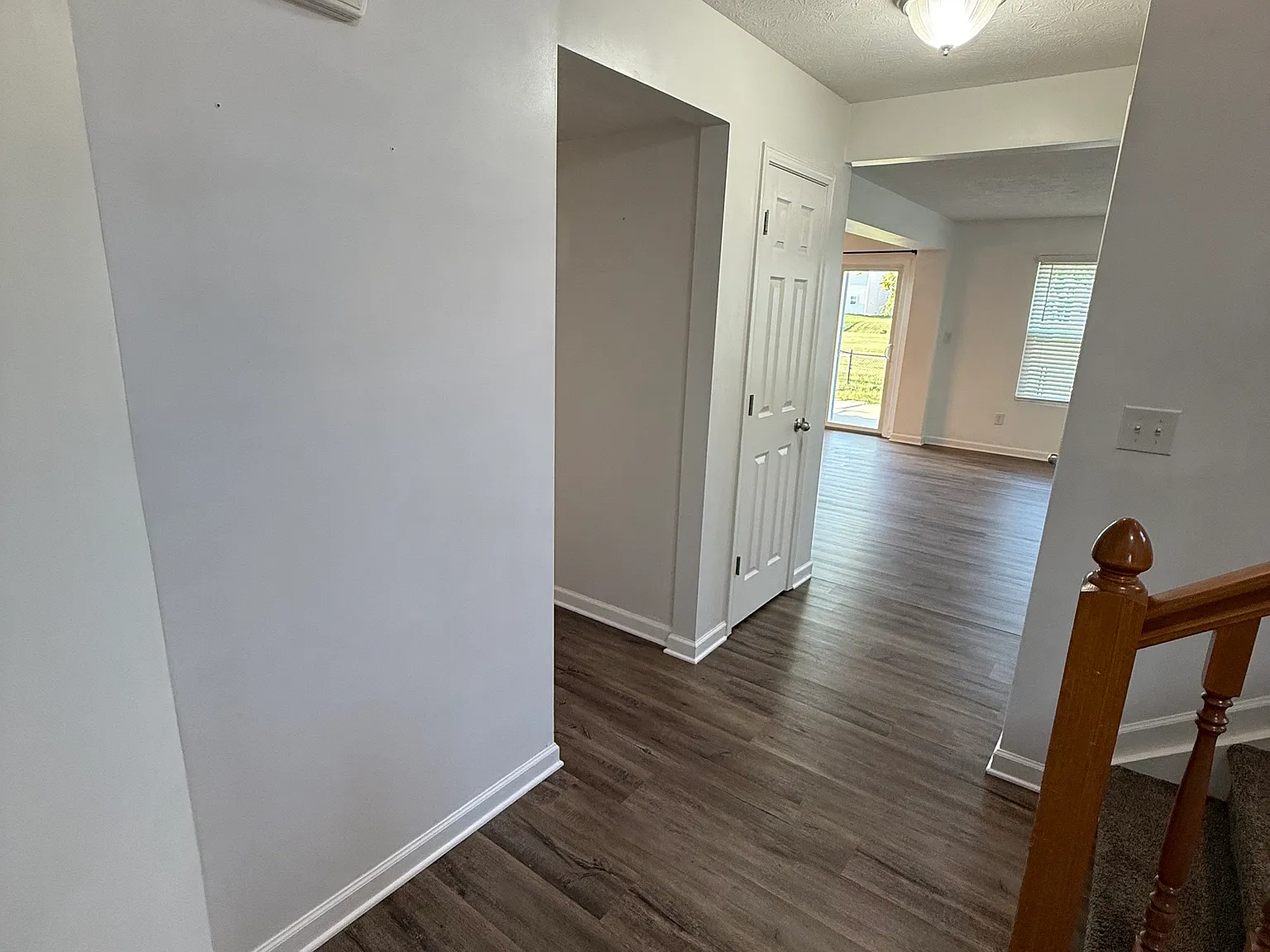 3 bed, 2174 sqft, $2,095 — Photo 3