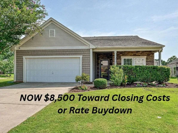 216 Austin Field Ct, Mount Holly, NC 28120
