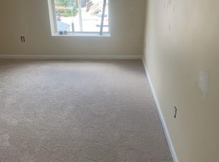 27 E Main St #B, Salem, VA 24153