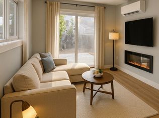 1123 Towerhill Ct #3, Peterborough, ON K9H 7M6