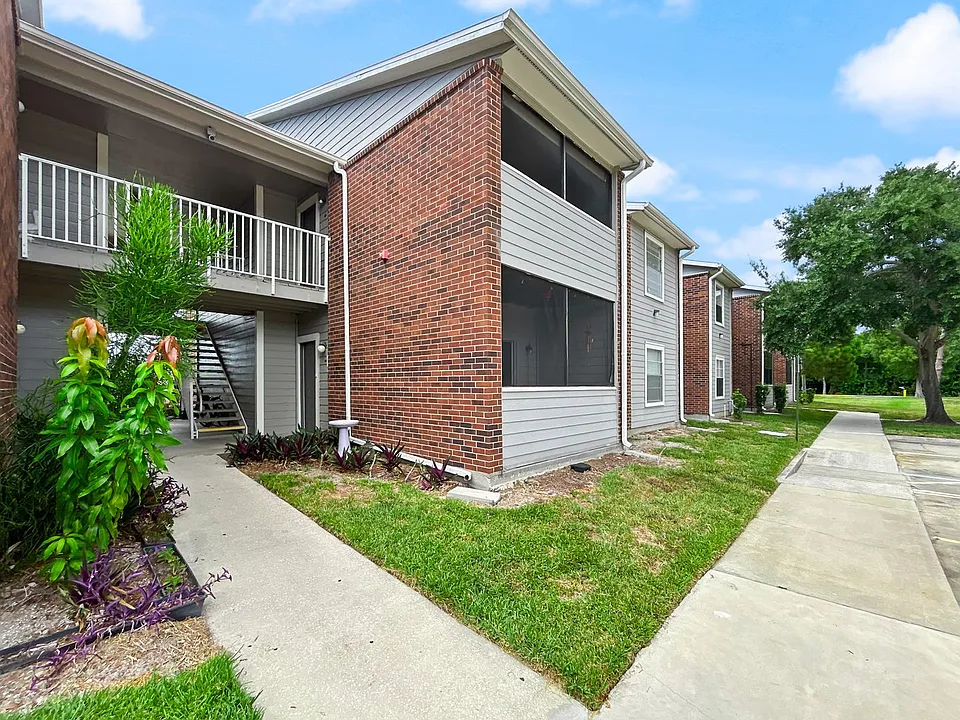 1400 Gandy Blvd N #506