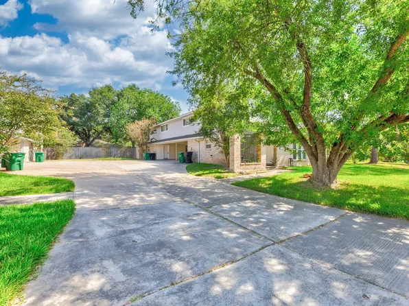 10810 Sugar Hill Dr, Houston, TX 77042
