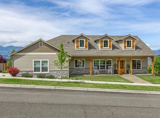4432 Vista Pointe Dr, Medford, OR 97504