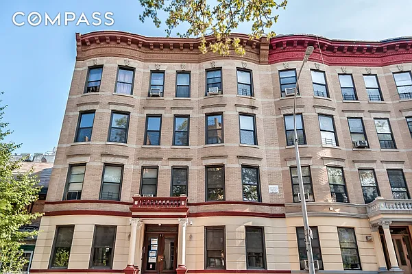 Rented by Compass | media 51