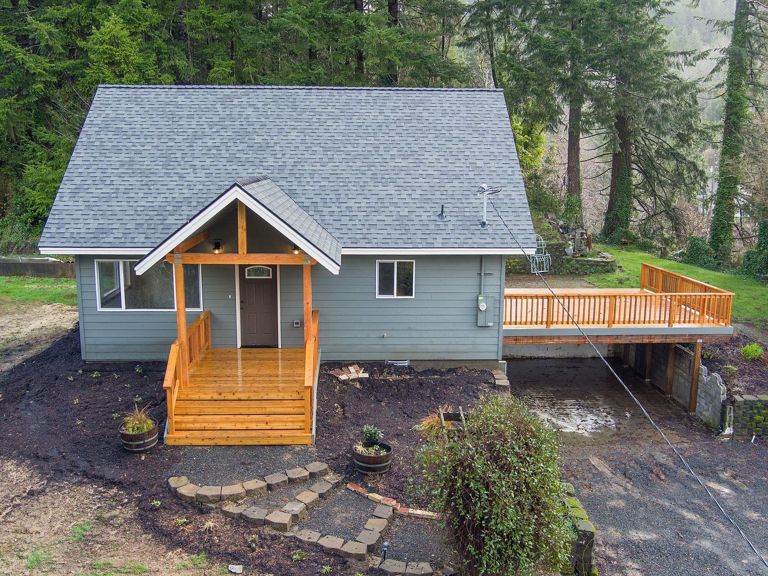 2120 Ne Sturdevant Pl Toledo Or 97391 Zillow