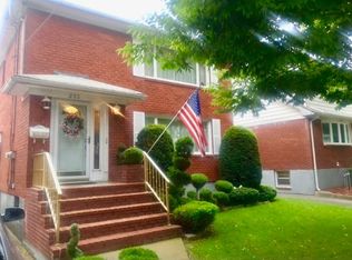 233 Cromwell Ave, Staten Island, NY 10305