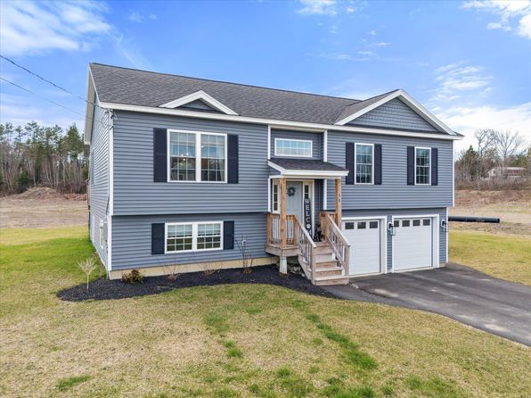 60 Boxwood Lane, Hermon, ME 04401