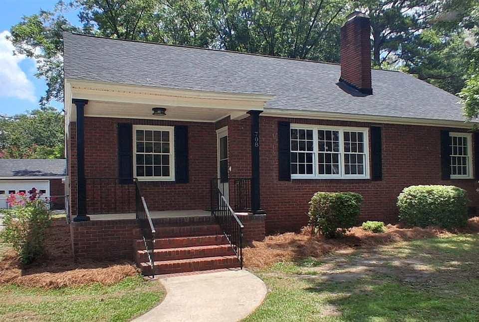 1st image of 708 S Franklin Dr