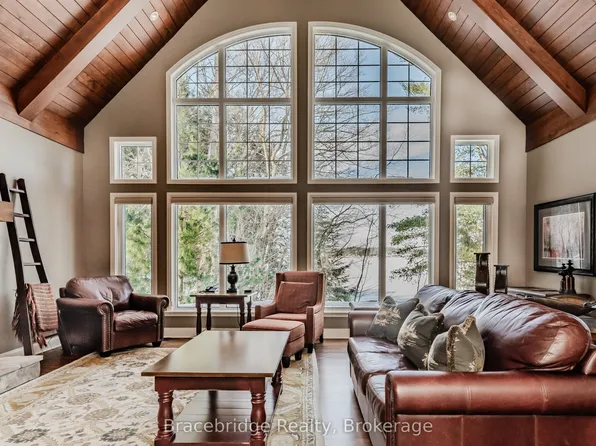 3876 Muskoka Rd #118-W1, Muskoka Lakes, ON P0B 1J0