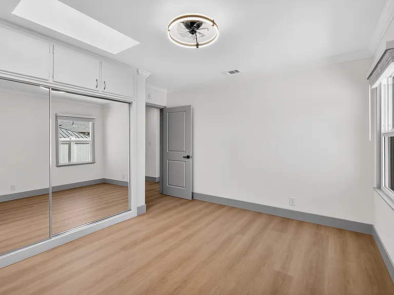 1243 E Almond Ave #1245 — Photo 33