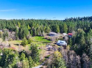 3800 Lacon Rd, Comox Valley, BC V0R 1T0
