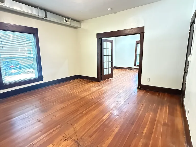 1104 D St #4 — Photo 13
