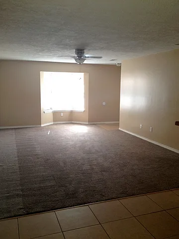 16080 Shoshone Dr