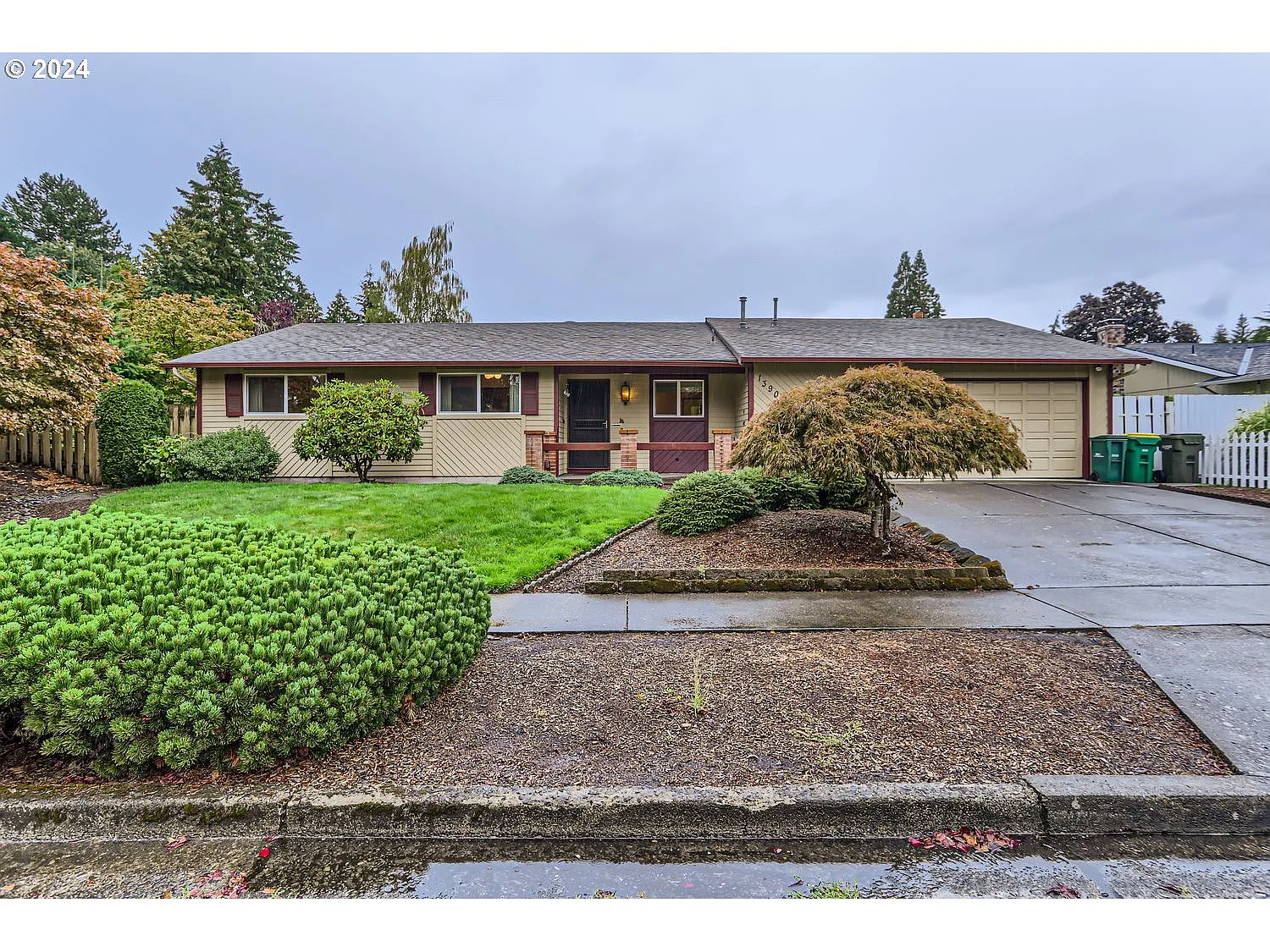 13900 SW Spirea St photo 1