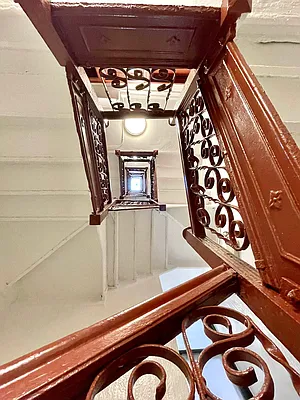 Rented by Compass | media 28