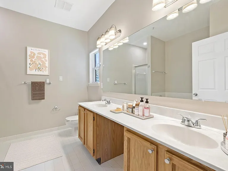 6551 Grange Ln #202 — Photo 29