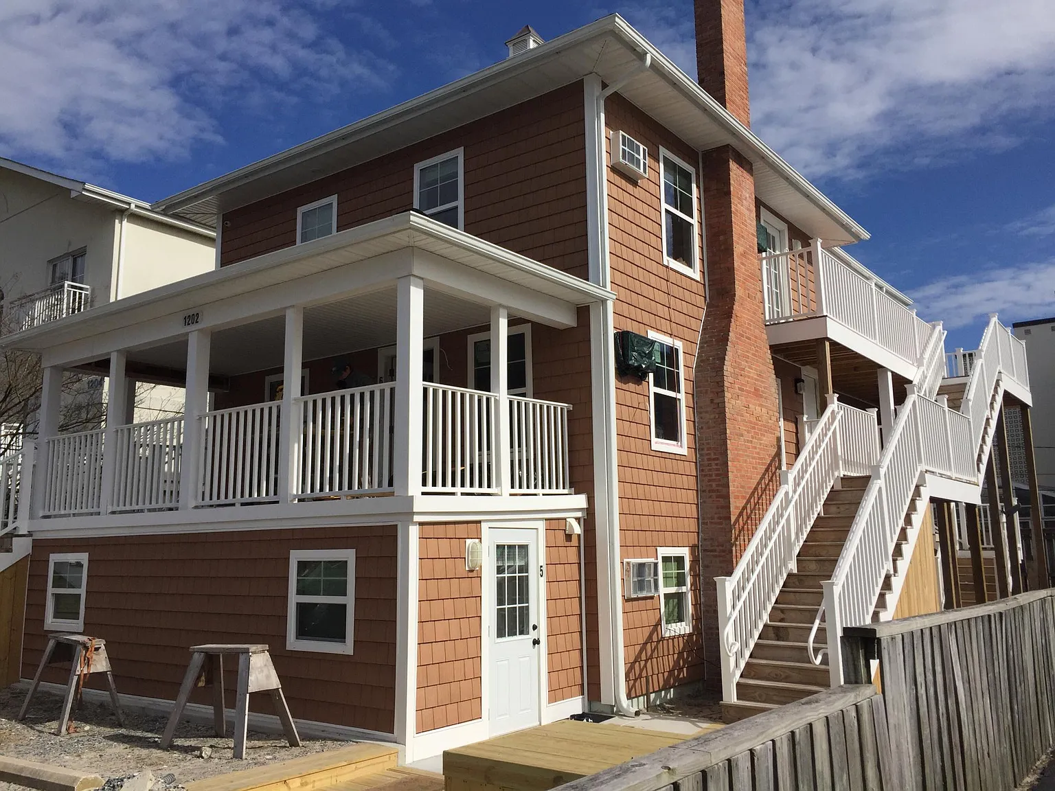 1202 N Baltimore Ave — Photo 1