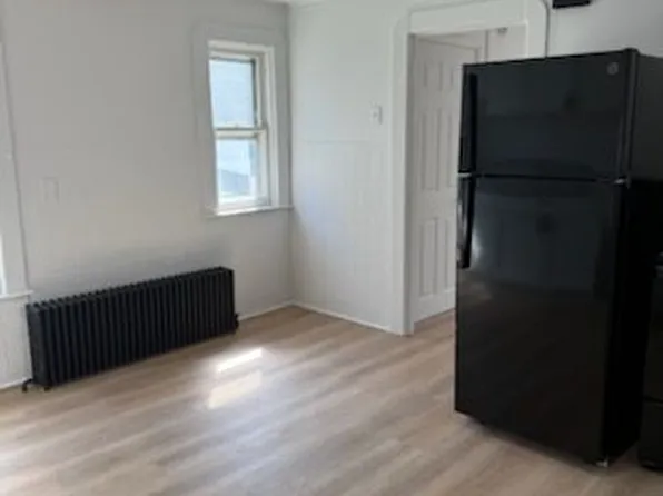 1411 5th Ave #2, Schenectady, NY 12303