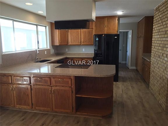 5th image of 333 E Mesa Verde Ln #0