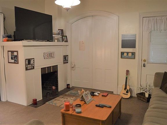 4th image of 389 High St