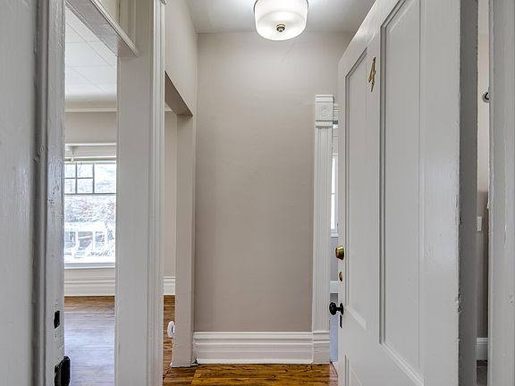 2nd image of 1148 Josephine St APT 4