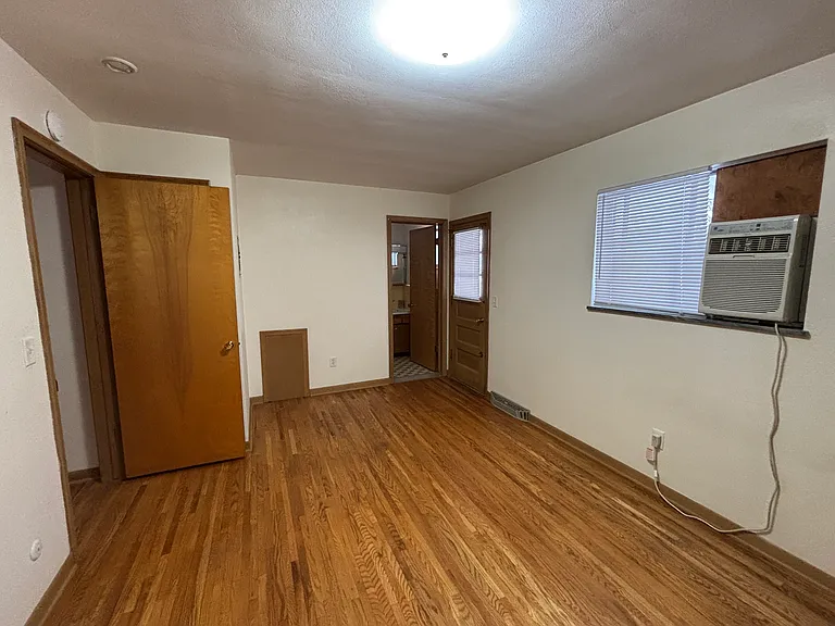 2841 Terrace Downs St #B — Photo 9