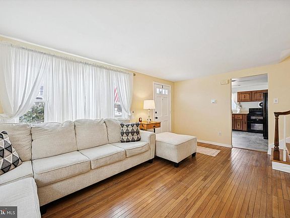 5th image of 84 W Schuylkill Rd