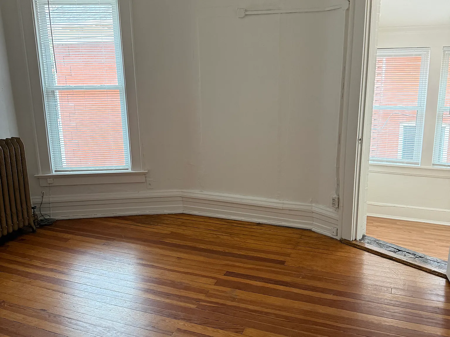 1 bed, 400 sqft, $1,250 — Photo 2