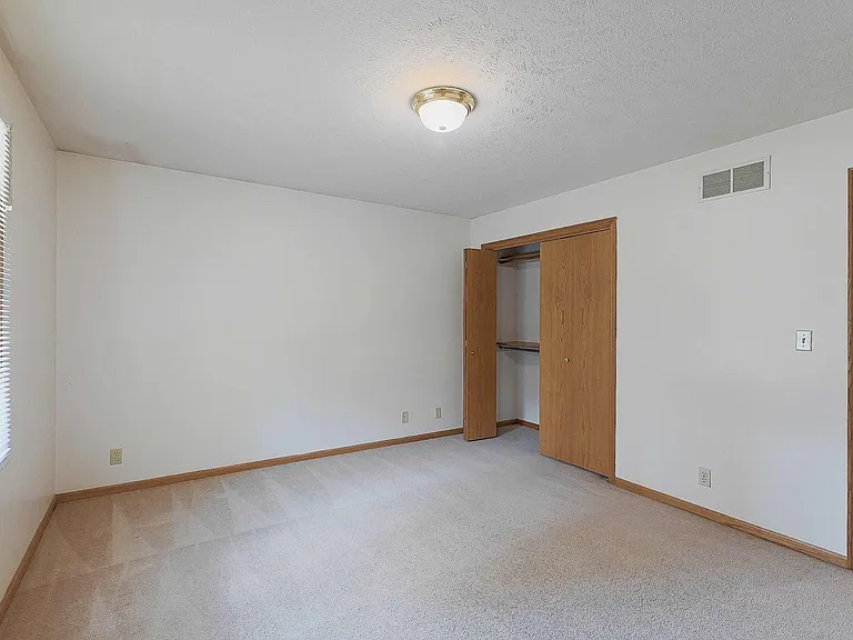 1101 Knox St — Photo 14