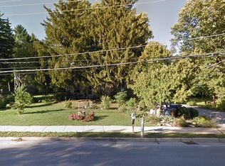 100 W Camp McDonald Rd, Prospect Heights, IL 60070