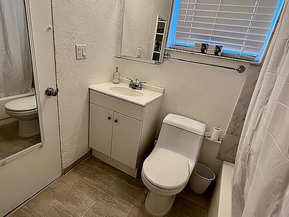 5th image of 1200 Euclid Ave APT 106