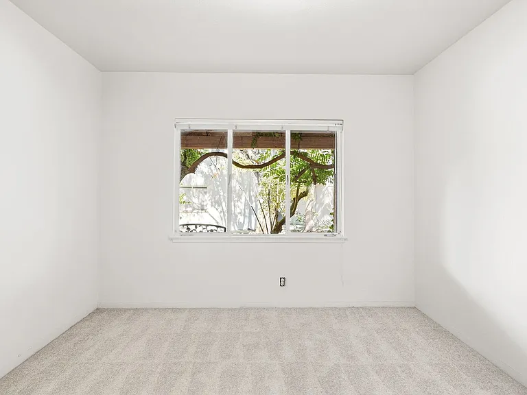 857 Park Drive — Photo 14